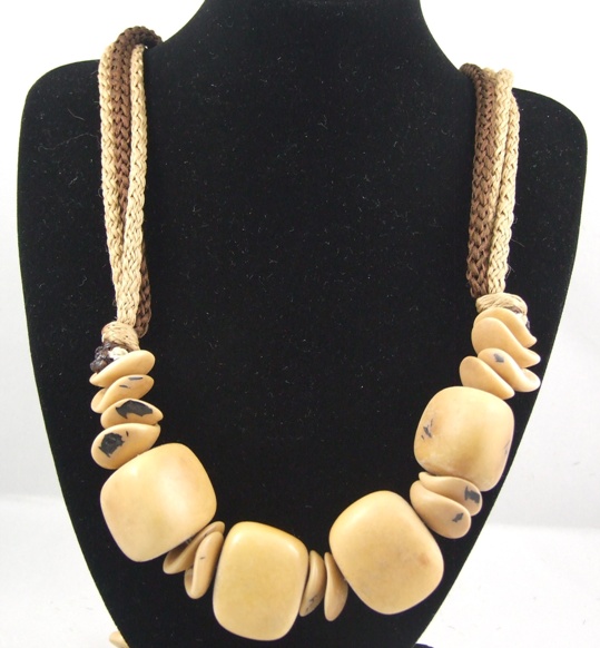 Necklace - Fresia (l)